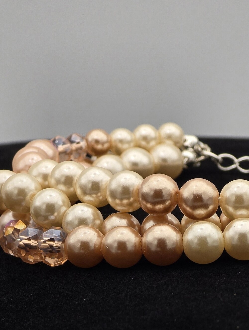 Vintage Avon Silver Tone & Ivory, Baby Pink, & Copper Faux Pearl Bracelet
